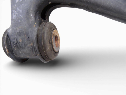 BRAZO SUSPENSION DELANTERO DERECHO de segunda mano