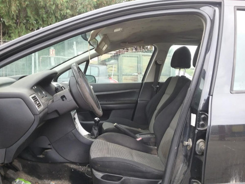 PEUGEOT 307 (S1)(04.2001) — автомобиль-донор на запчасти 