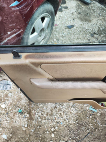 GUARNECIDO PUERTA DELANTERA IZQUIERDA, LAND ROVER, DISCOVERY (LT)