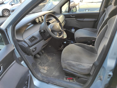 PEUGEOT 807