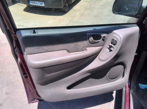 CHRYSLER VOYAGER (RG) — автомобиль-донор на запчасти 