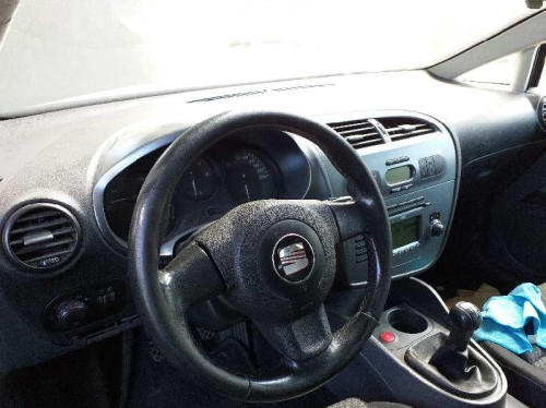  SEAT LEON (1P1) 