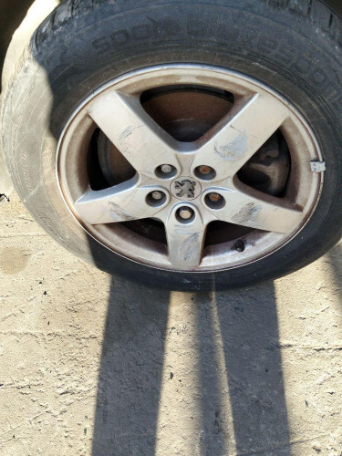 LLANTA PEUGEOT 407 