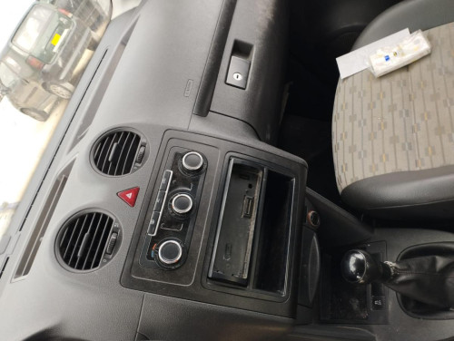 VOLKSWAGEN CADDY (2C)(08.2010) — vehículo donante para recambios 