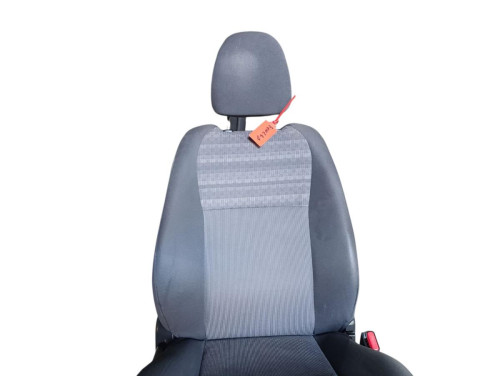 ASIENTO DELANTERO DERECHO Toyota YARIS (P13) 