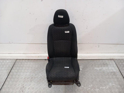 ASIENTO DELANTERO IZQUIERDO Toyota YARIS (KSP1/NLP1/NSP1) 