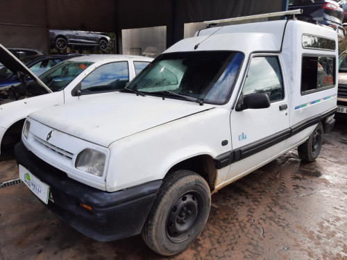 RENAULT RAPID /EXPRESS (F40) — vehículo donante para recambios 