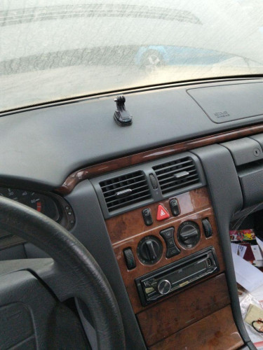 SALPICADERO Mercedes-Benz CLASE E (BM 210) BERLINA 