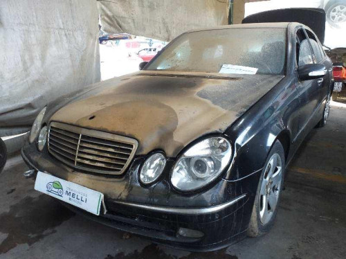  MERCEDES-BENZ CLASE E (BM 211) BERLINA 