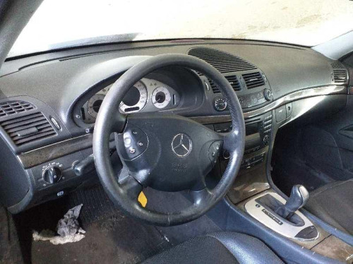  MERCEDES-BENZ CLASE E (BM 211) BERLINA 