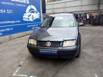 VOLKSWAGEN BORA BERLINA (1J2)(1998)