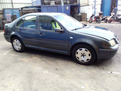 VOLKSWAGEN BORA BERLINA (1J2)(1998)
