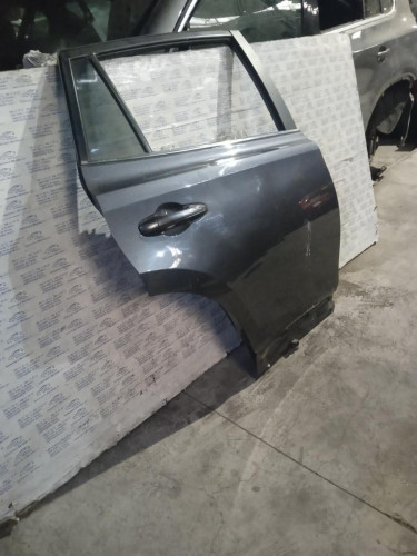  PUERTA TRASERA DERECHA 