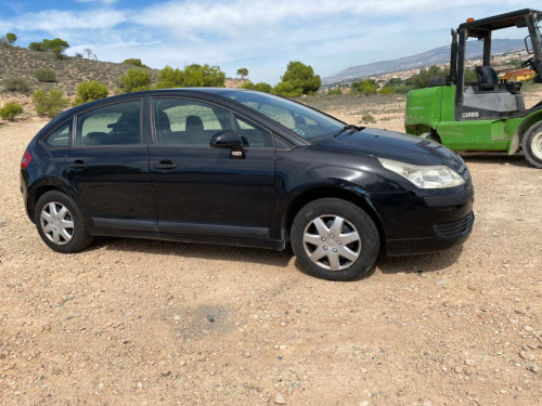 CITROEN C4 BERLINA — vehículo donante para recambios 