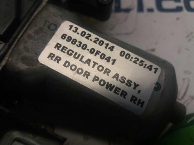 ELEVALUNAS TRASERO DERECHO, Toyota, VERSO (AUR2/ZGR2)
