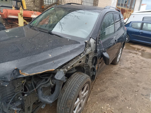 TOYOTA RAV4 (A3) — vehículo donante para recambios 