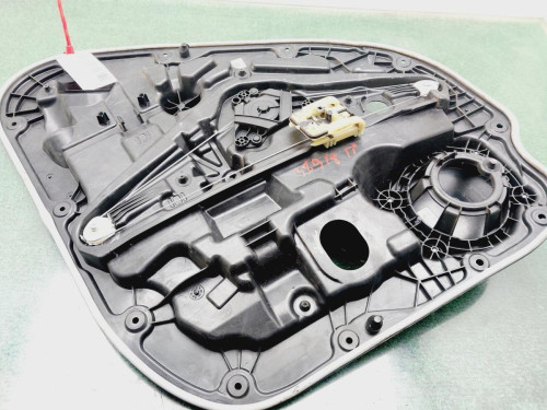 ELEVALUNAS TRASERO IZQUIERDO Volvo XC40 
