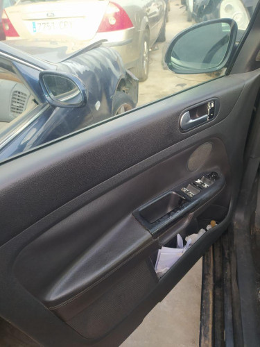ELEVALUNAS DELANTERO IZQUIERDO Volkswagen GOLF PLUS V (5M1) 