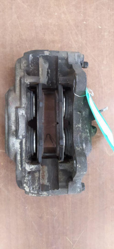 PINZA DE FRENO DELANTERA DERECHA TOYOTA HILUX (KUN) 