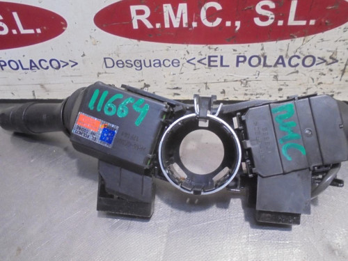 MANDO LUCES Toyota AVENSIS CROSS SPORT (T27) 