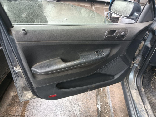 SKODA FABIA (6Y2/6Y3) — vehículo donante para recambios 