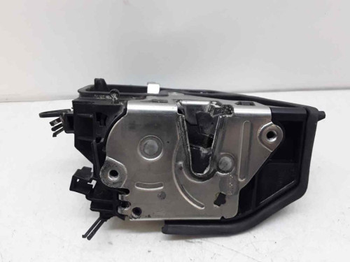 CERRADURA PUERTA TRASERA DERECHA BMW SERIE 1 BERLINA (E81/E87) 