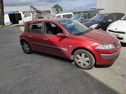 RENAULT MEGANE II BERLINA 5P — автомобиль-донор на запчасти 