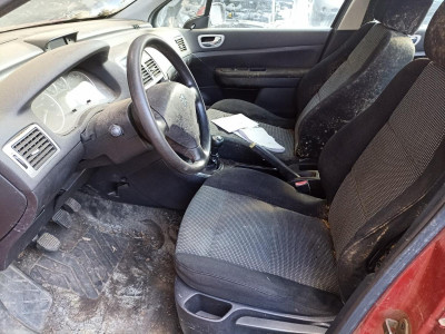 PEUGEOT 307 (S1)(04.2001)