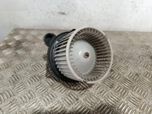 MOTOR CALEFACCION 
