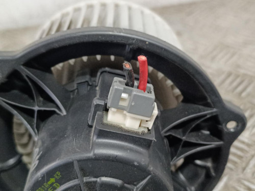 MOTOR CALEFACCION 