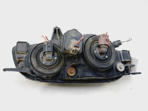 FARO IZQUIERDO Toyota COROLLA (E11) 