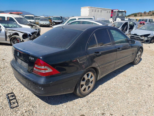  MERCEDES-BENZ CLASE C (BM 203) BERLINA 