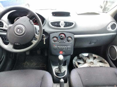 RENAULT CLIO III