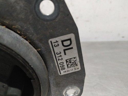SOPORTE MOTOR IZQUIERDO Opel INSIGNIA BERLINA 