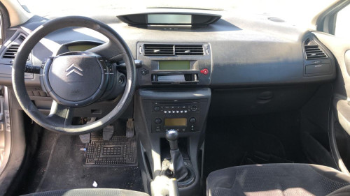 CITROEN C4 BERLINA — vehículo donante para recambios 
