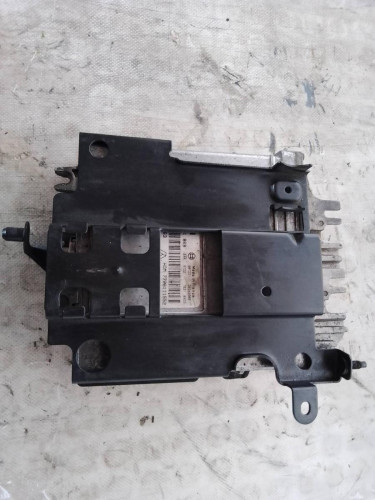 CENTRALITA MOTOR UCE Renault MEGANE I BERL./ BERL. CON PORTÓN (BA0) 