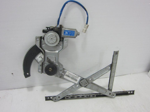  ELEVALUNAS DELANTERO DERECHO HYUNDAI MATRIX (FC) 