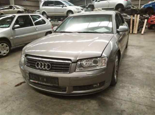 AUDI A8 (4E) — vehículo donante para recambios 