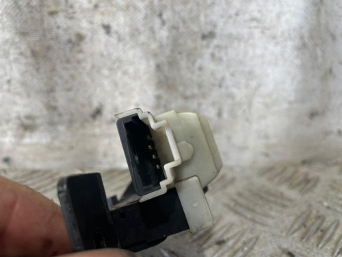 CERRADURA MALETERO / PORTON 