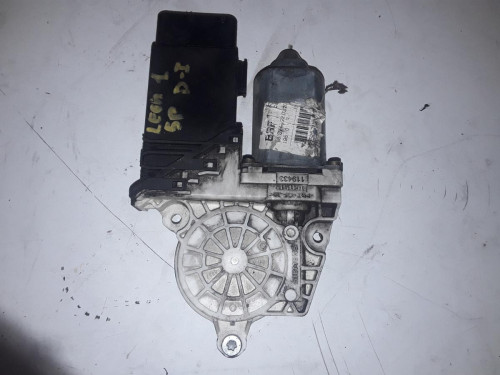 MOTOR ELEVALUNAS DELANTERO IZQUIERDO 