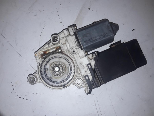 MOTOR ELEVALUNAS DELANTERO IZQUIERDO 
