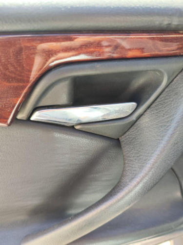 MANETA INTERIOR TRASERA IZQUIERDA Mercedes-Benz CLASE E (BM 210) BERLINA 