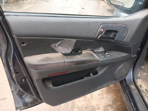 SSANGYONG KYRON — vehículo donante para recambios 