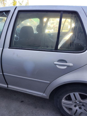 PUERTA TRASERA IZQUIERDA