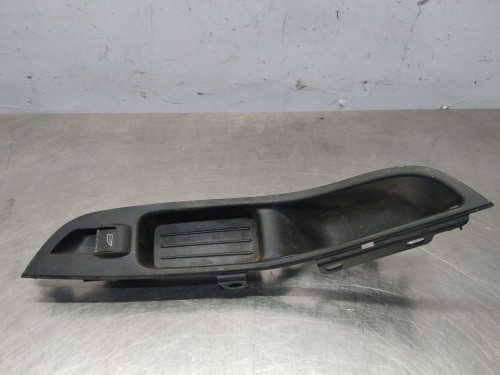  MANDO ELEVALUNAS DELANTERO DERECHO FORD FOCUS BERLINA (CEW) 