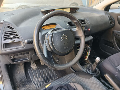 CITROEN C4 COUPE — автомобиль-донор на запчасти 