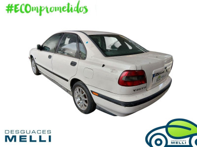 VOLVO S40 BERLINA