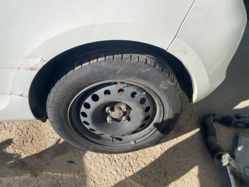 LLANTA Renault CLIO III 
