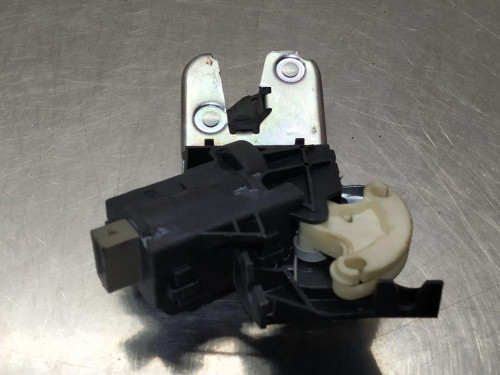  CERRADURA MALETERO / PORTON AUDI A4 BERLINA (8K2) 