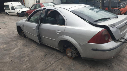 FORD MONDEO BERLINA (GE) — vehículo donante para recambios 